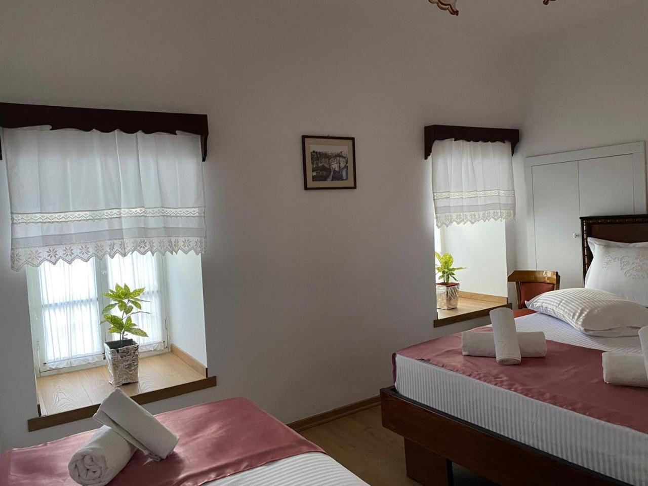 Yuri Guest House Gjirokastër 外观 照片
