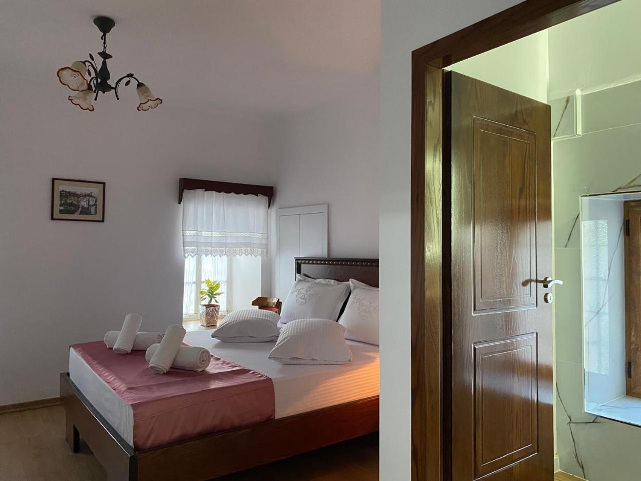 Yuri Guest House Gjirokastër 外观 照片